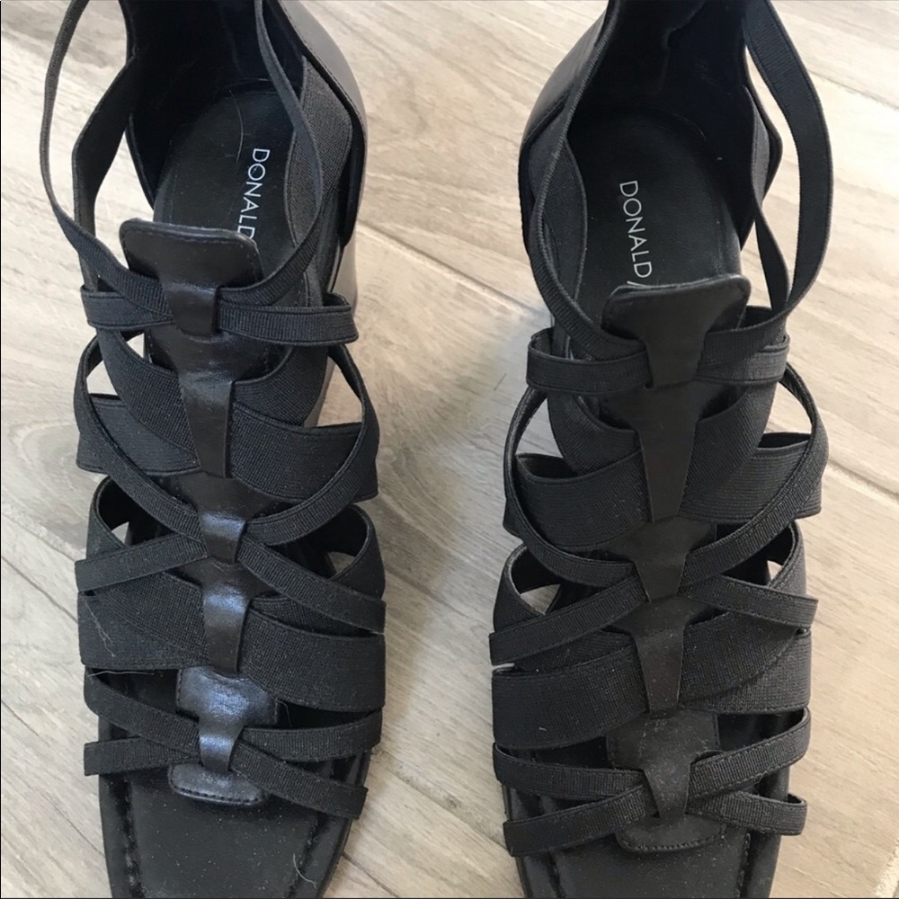 Donald Pliner Wedge summer Sandals Black